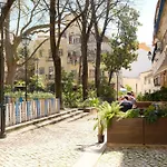 Amazing Vintage Flat In Principe Real Apartamento Lisboa
