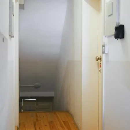 Amazing Vintage Flat In Principe Real شقة Lisboa