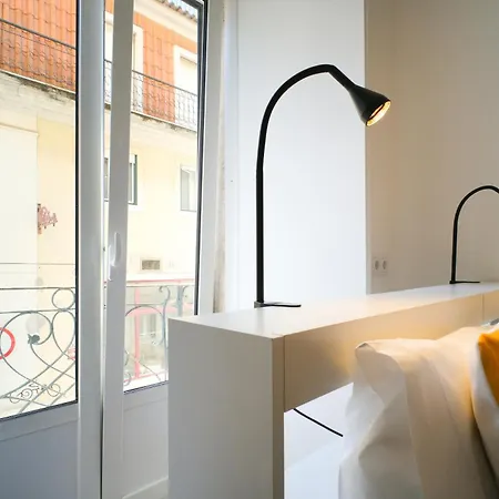 Amazing Vintage Flat In Principe Real شقة Lisboa