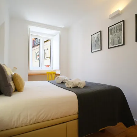 Amazing Vintage Flat In Principe Real شقة