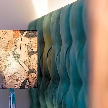 Amazing Vintage Flat In Principe Real * Lisboa