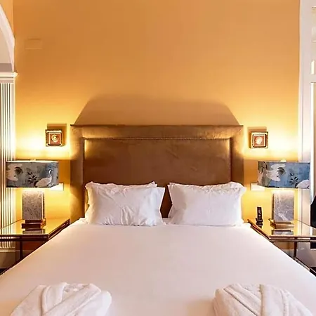 Amazing Vintage Flat In Principe Real Lisbon