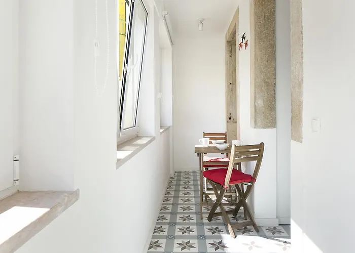 Amazing Vintage Flat In Principe Real Apartment